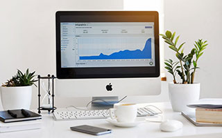 九游体育比分直播、实时比分网、足球比分、篮球比分、电竞比分、九游体育战绩查询-JDG春游Vlog：春光明媚适宜遛弯聊天，更适宜草丛蹲人