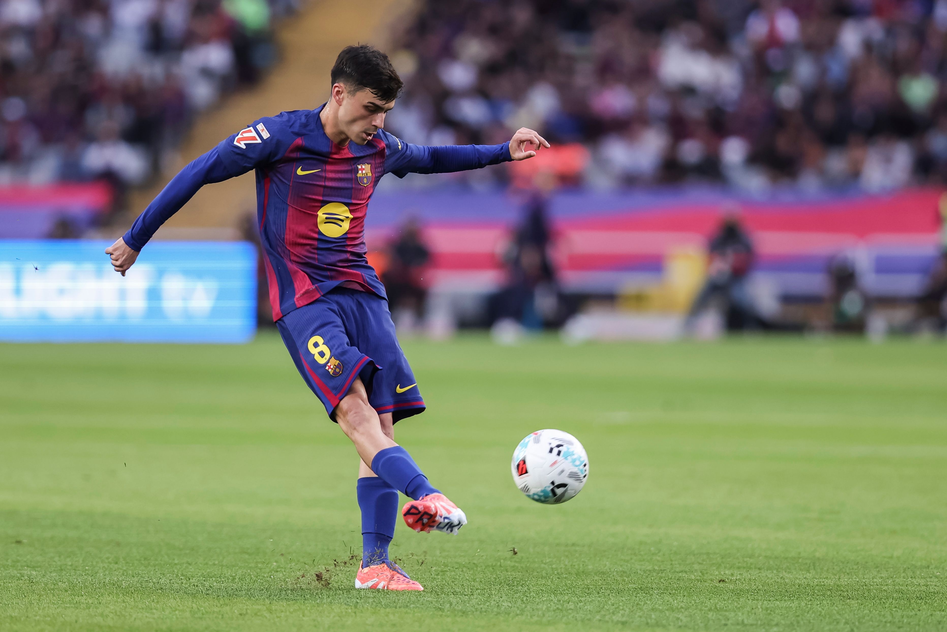 九游体育比分直播、实时比分网、足球比分、篮球比分、电竞比分、九游体育战绩查询-坎波斯谈初次发现佩德里：西班牙U17比赛，当时我们6个球探考察他